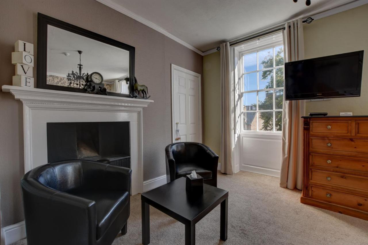 White Linen Whitby, Room Only Exterior photo