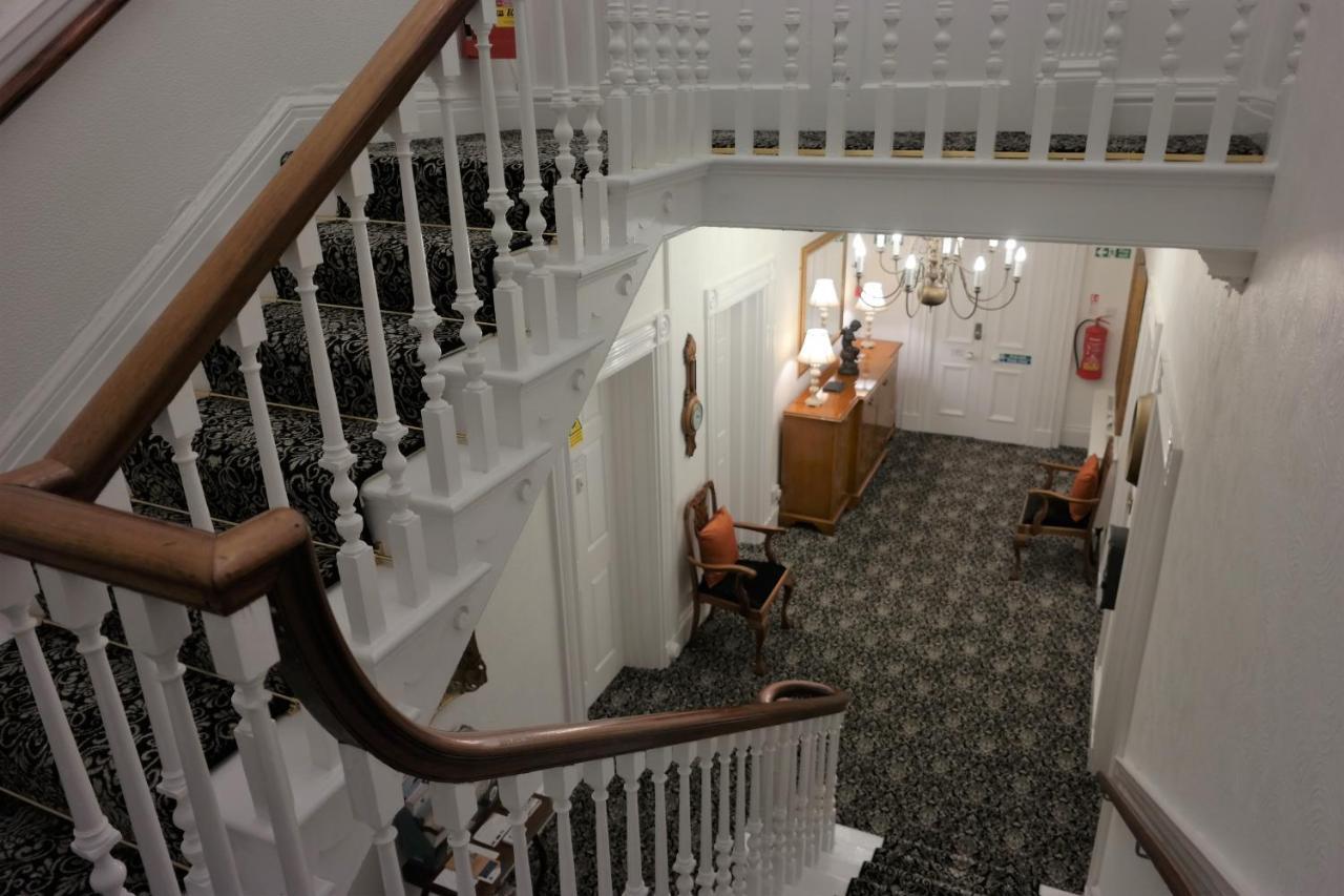 White Linen Whitby, Room Only Exterior photo